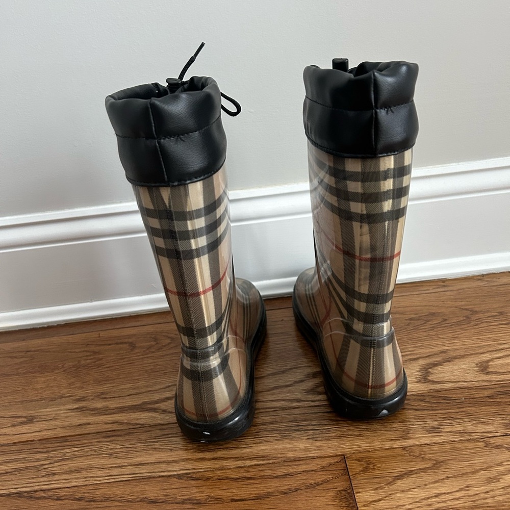 Burberry kids rain boots